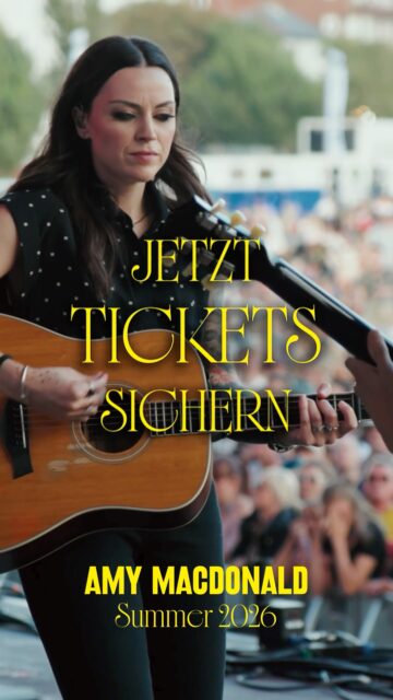 🎶 𝐀𝐦𝐲 𝐌𝐚𝐜𝐝𝐨𝐧𝐚𝐥𝐝 𝐥𝐢𝐯𝐞 𝐢𝐧 𝐁𝐚𝐝 𝐊𝐢𝐬𝐬𝐢𝐧𝐠𝐞𝐧! ✨

Mit ihrer unverwechselbaren Stimme, ehrlichen Songs und ganz viel Gefühl kommt Amy Macdonald zum Bad Kissingen Turnierplatz Open Air 2026. 💛

Songs wie „This Is The Life“, „Mr. Rock & Roll“ und „Dream On“ haben ganze Generationen begleitet – und live sorgen sie für genau die Momente, die man nie vergisst: Mitsingen, Gänsehaut und pure Emotion. 🌅🎤
Freut euch auf einen Sommerabend voller Energie, Nähe und Musik, die direkt ins Herz geht.

📅 27.08.2026
📍 Bad Kissingen Turnierplatz Open Air

🎟️ Tickets unter www.badkissingen-openair.de, an allen bekannten Vorverkaufsstellen und über unsere Tickethotline ☎️ 06453 912470.