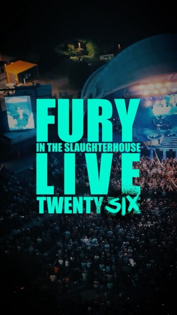 🎸 𝐅𝐮𝐫𝐲 𝐢𝐧 𝐭𝐡𝐞 𝐒𝐥𝐚𝐮𝐠𝐡𝐭𝐞𝐫𝐡𝐨𝐮𝐬𝐞 𝐥𝐢𝐯𝐞 𝐢𝐧 𝐁𝐚𝐝 𝐊𝐢𝐬𝐬𝐢𝐧𝐠𝐞𝐧! 🔥

Eine der prägendsten Rockbands Deutschlands kommt zum Bad Kissingen Turnierplatz Open Air 2026 – und bringt den Soundtrack ganzer Generationen mit auf die Bühne.

Mit Klassikern wie „Time To Wonder“, „Radio Orchid“ oder „Every Generation Got Its Own Disease“ stehen Fury für echte Live-Energie, große Emotionen und legendäre Mitsing-Momente. 🙌

Seit Jahrzehnten begeistern sie mit ehrlicher Musik, kraftvollen Shows und einer Verbindung zum Publikum, die man einfach spürt.

📅 28.08.2026
📍 Bad Kissingen Turnierplatz Open Air
🎟️ Tickets unter www.badkissingen-openair.de, an allen bekannten Vorverkaufsstellen und über unsere Tickethotline ☎️ 06453 912470.